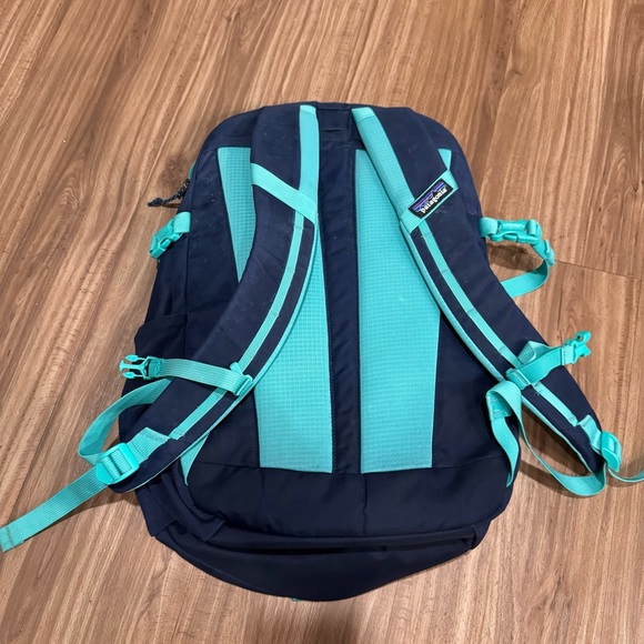 patagonia backpack - Picture 3 of 9